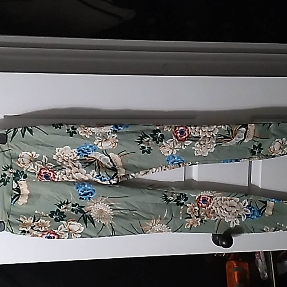 Green flowered pants